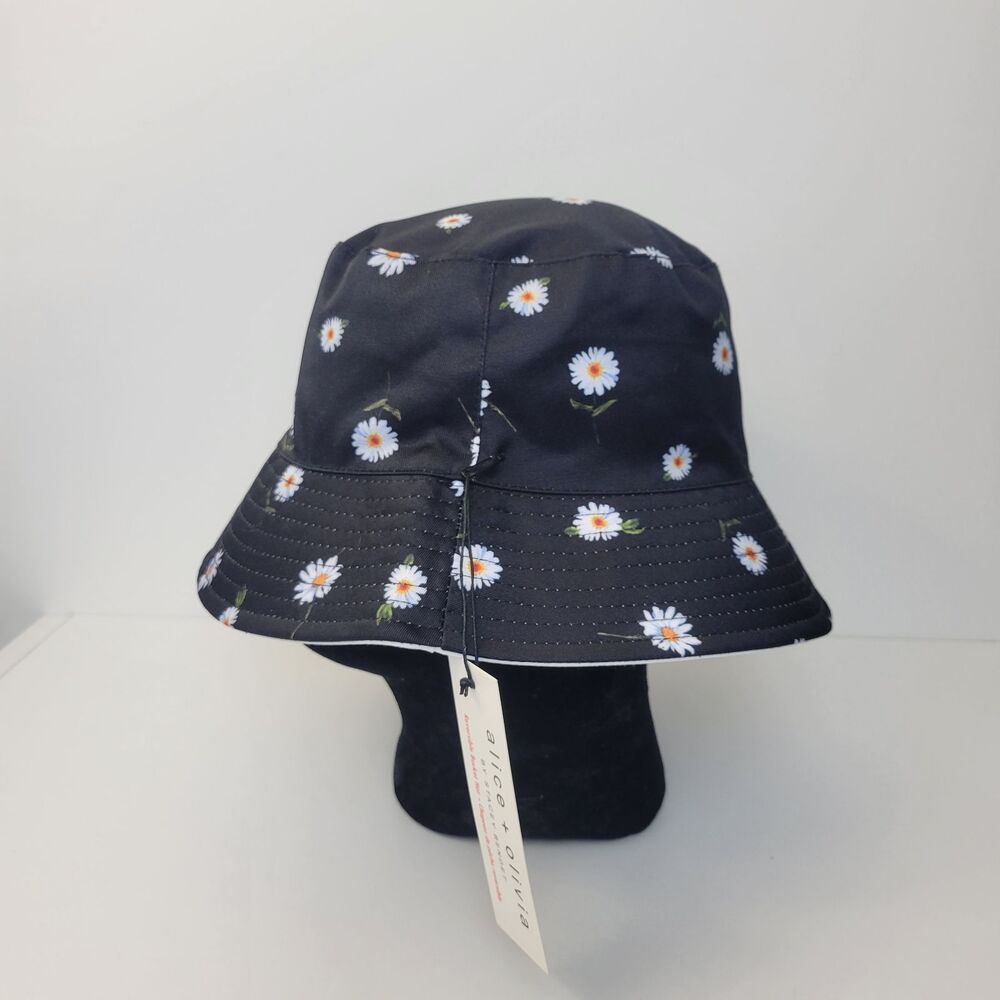 Alice Olivia daisy bucket hat